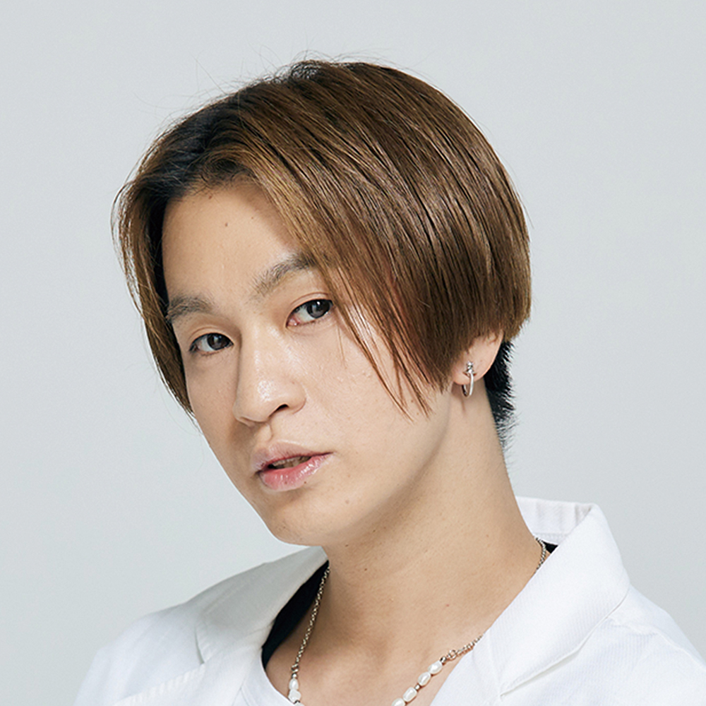 鶴野 輝一